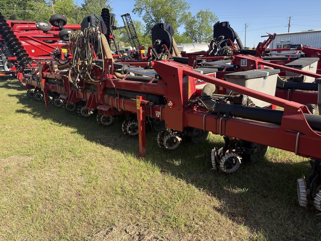 Image of Case IH 1235 Image 1