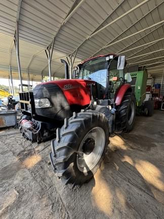 Image of Case IH Farmall 120A equipment image 3