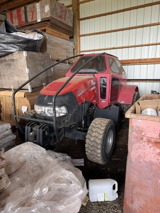 2020 Case IH Farmall 120C Equipment Image0