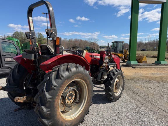 Image of Case IH Farmall 70A equipment image 4