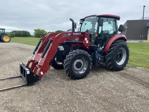 Image of Case IH Farmall 90C equipment image 3