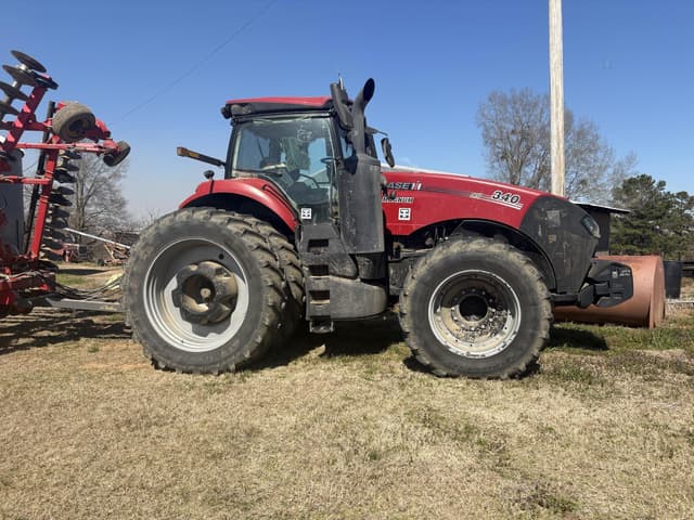 Image of Case IH Magnum 340 equipment image 1
