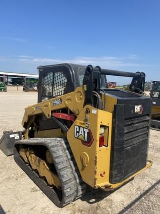 Image of Caterpillar 259D3 equipment image 4
