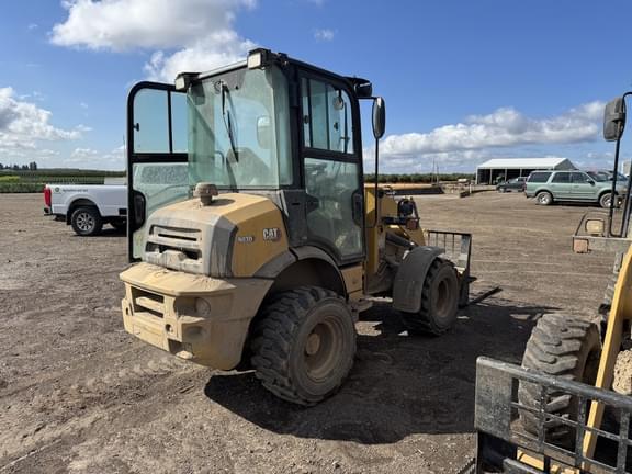 Image of Caterpillar 903D equipment image 4