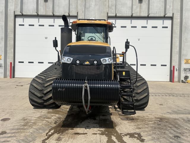 Image of Challenger MT875E equipment image 4