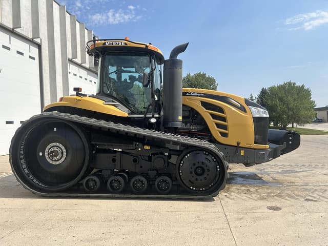 Image of Challenger MT875E equipment image 2