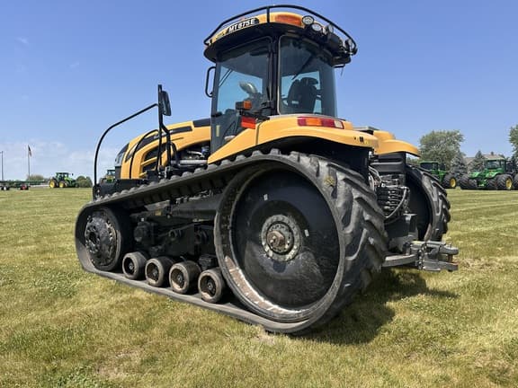 Image of Challenger MT875E equipment image 2