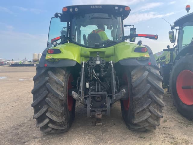 Image of CLAAS Axion 820 equipment image 1