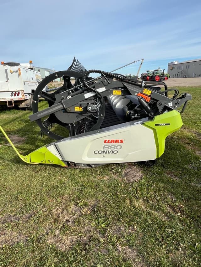 Image of CLAAS 1380 Convio equipment image 2