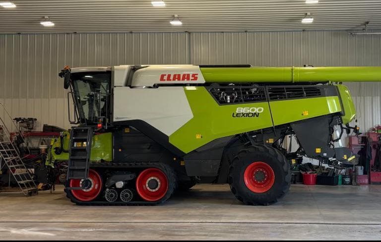 Image of CLAAS Lexion 8600TT Primary Image