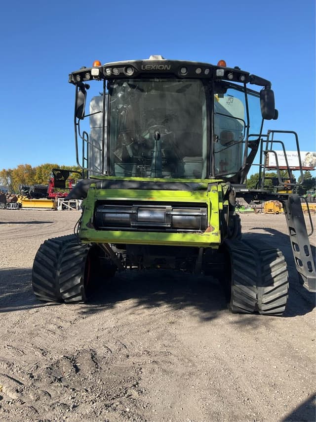 Image of CLAAS Lexion 8600TT equipment image 3