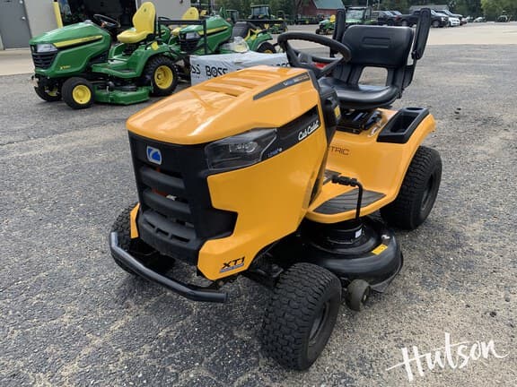 Image of Cub Cadet LT42E equipment image 3