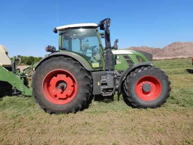 Image of Fendt 718 Vario equipment image 1