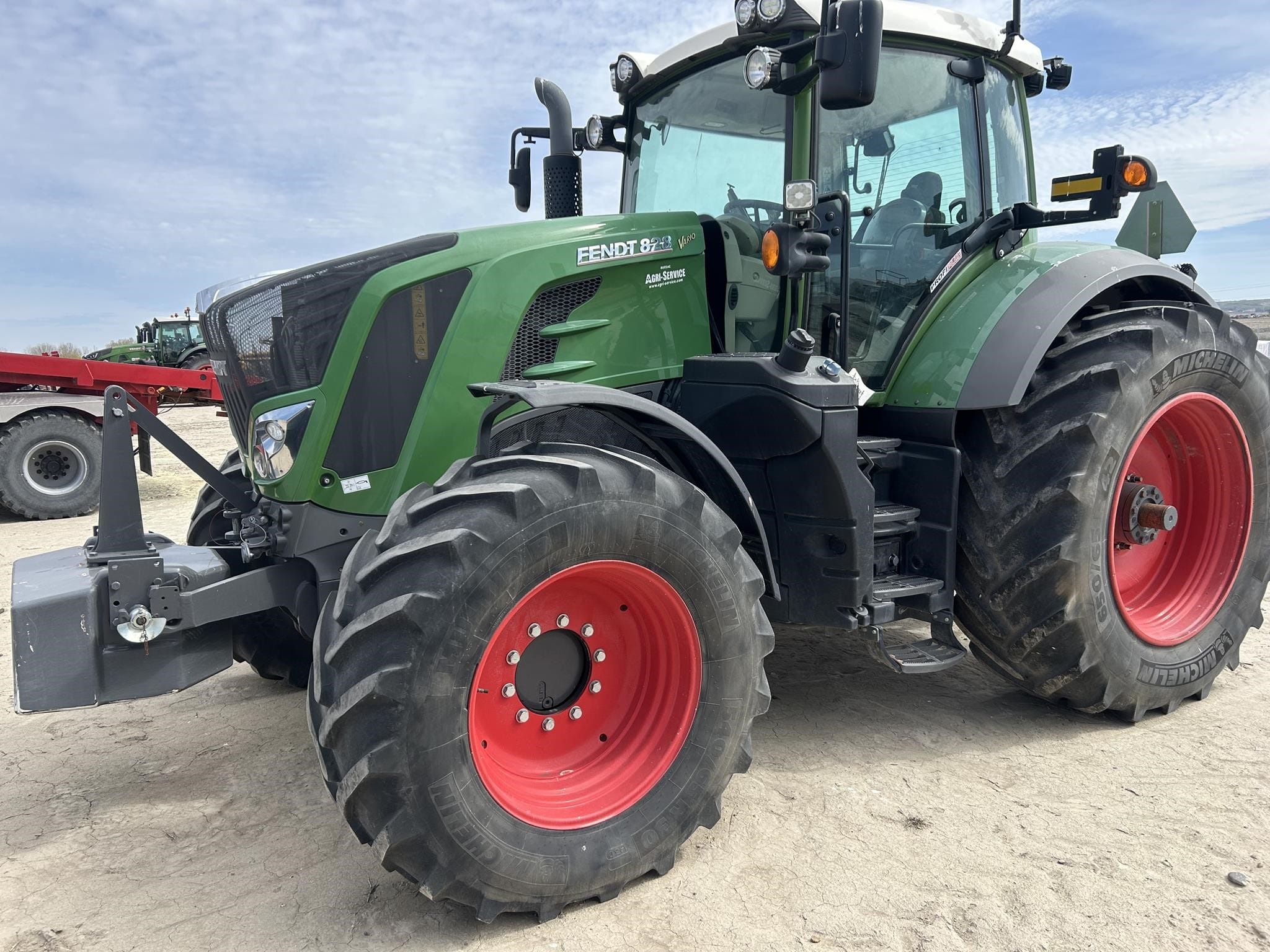 2020 Fendt 828 Vario Equipment Image0