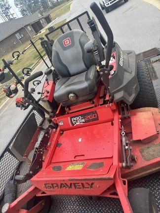 2020 Gravely Pro-Turn 260 Equipment Image0