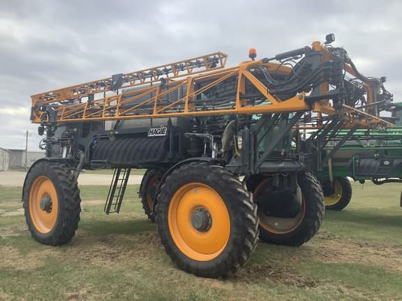 Image of Hagie STS14 equipment image 2