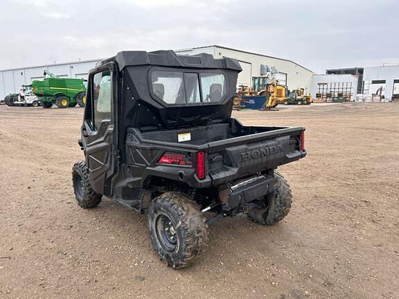Image of Honda Pioneer 1000 equipment image 2