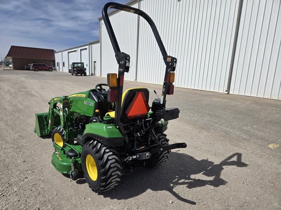Image of John Deere 1023E equipment image 3