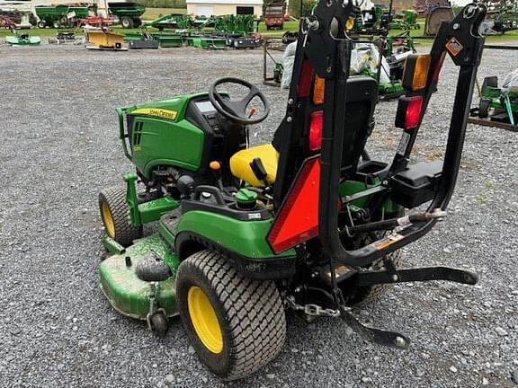 Image of John Deere 1025R equipment image 3