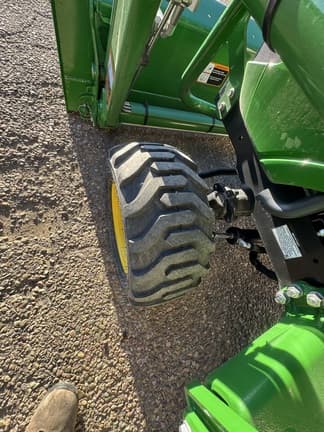 Image of John Deere 1025R equipment image 4