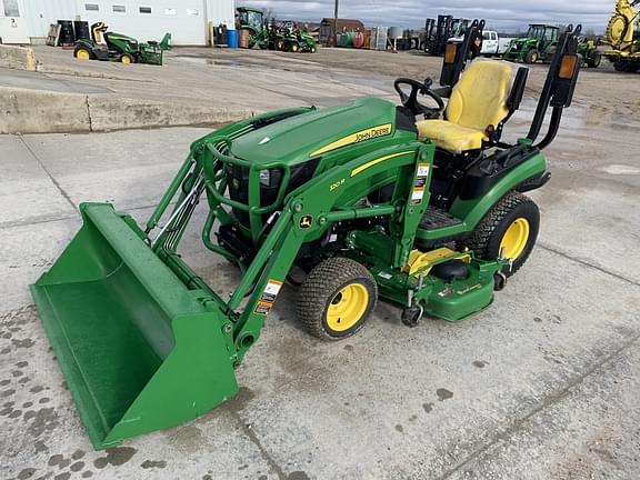 Image of John Deere 1025R equipment image 4