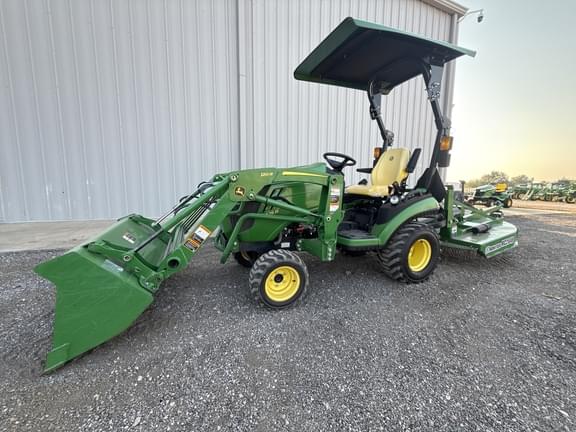 Image of John Deere 1025R equipment image 2
