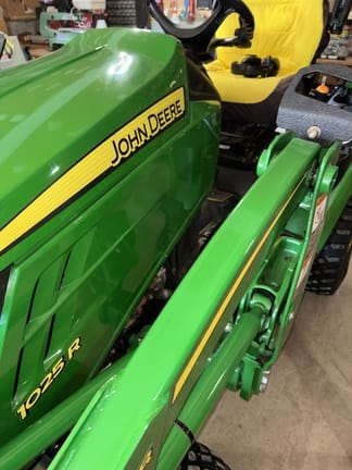 2020 John Deere 1025R Equipment Image0