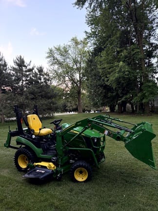 2020 John Deere 1025R Equipment Image0