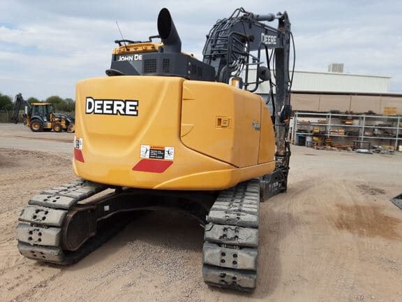 Image of John Deere 135G equipment image 1