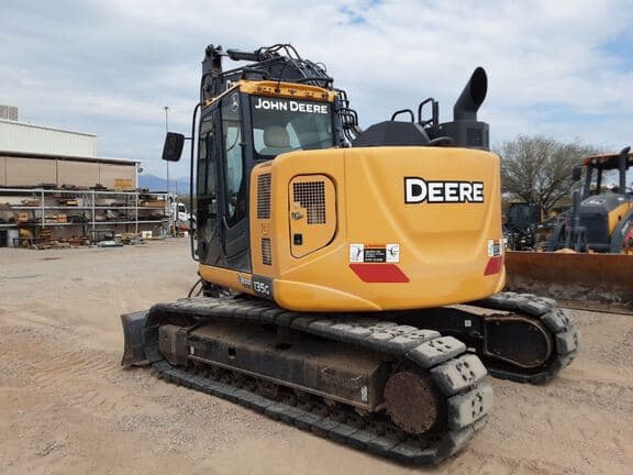Image of John Deere 135G equipment image 2