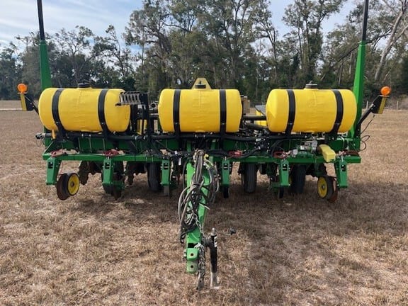 2020 John Deere 1755 Equipment Image0