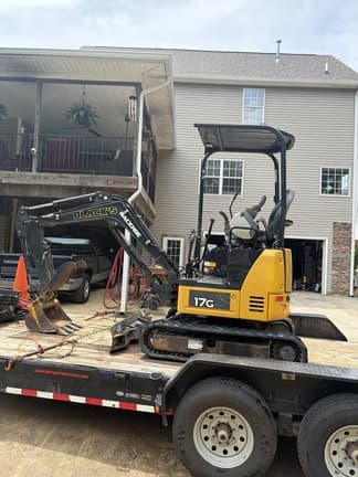 Image of John Deere 17G equipment image 2