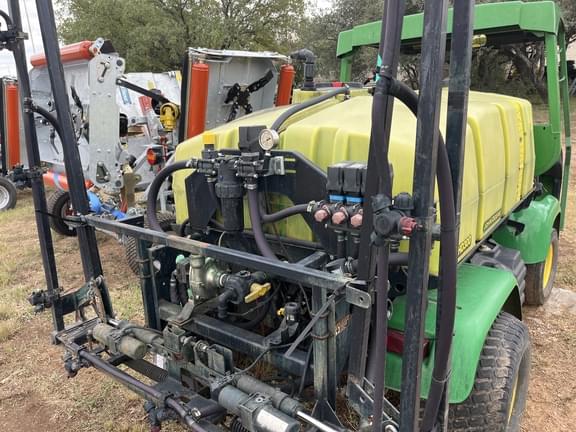 Image of John Deere 2020A equipment image 4