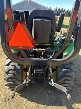 Image of John Deere 2025R equipment image 1