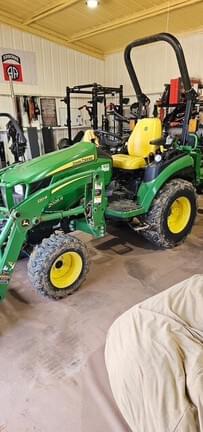 Image of John Deere 2025R Primary image
