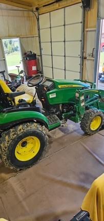 Image of John Deere 2025R equipment image 3