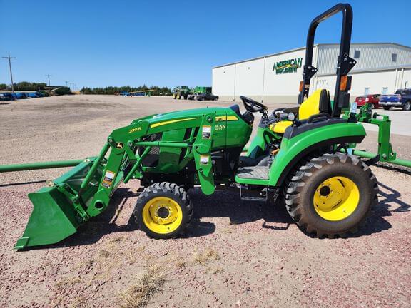 Image of John Deere 2032R Primary image