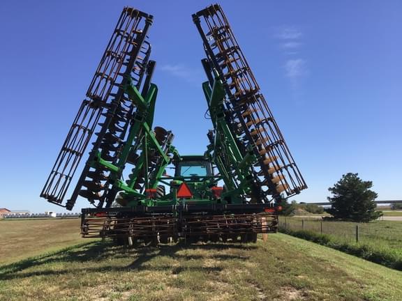 Image of John Deere 2633 equipment image 3