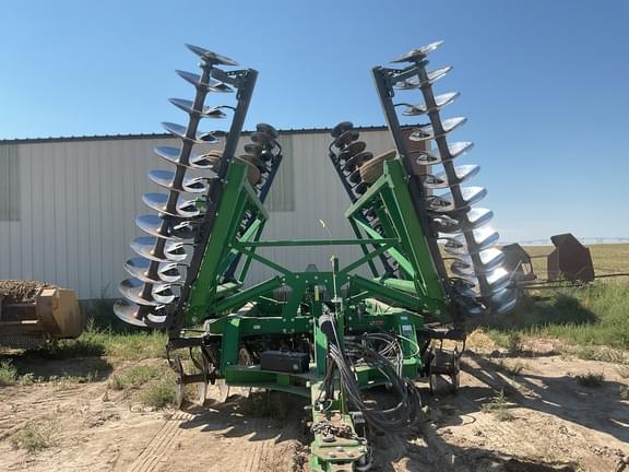 Image of John Deere 2635 Primary image