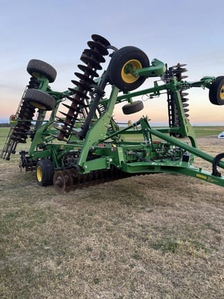 2020 John Deere 2660VT Equipment Image0