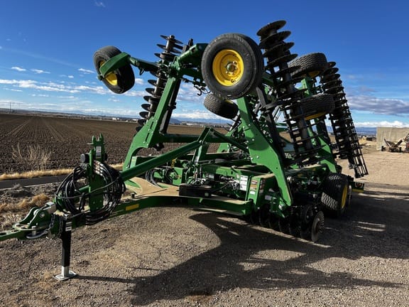 2020 John Deere 2660VT Equipment Image0