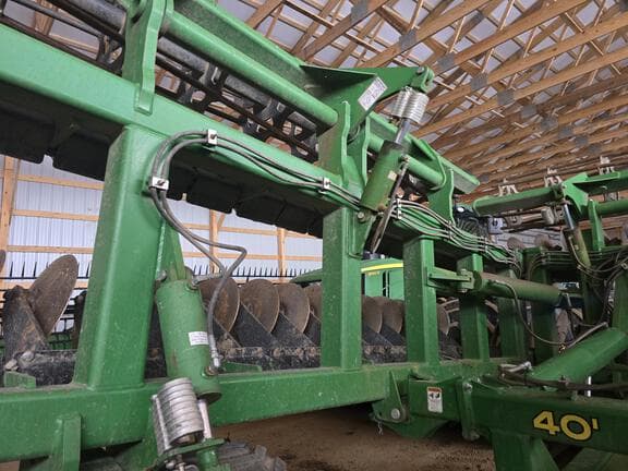 Image of John Deere 2680H equipment image 3