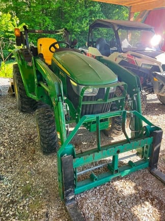 2020 John Deere 3025D Equipment Image0
