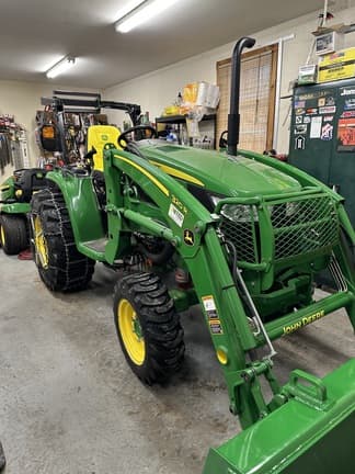 Image of John Deere 3033R Primary image