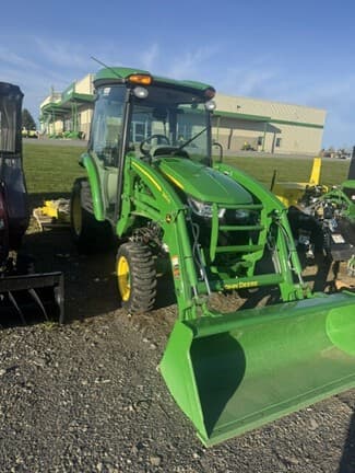 Image of John Deere 3046R Primary image