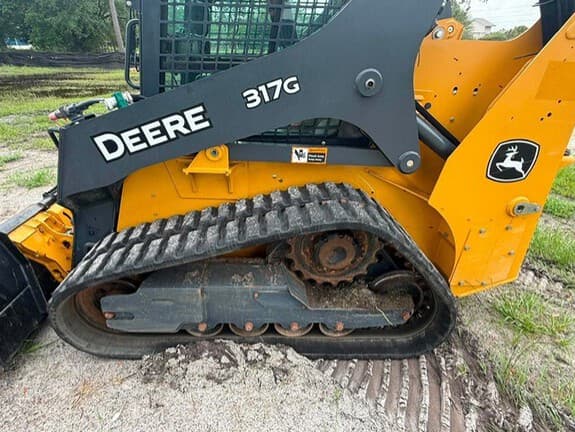 Image of John Deere 317G equipment image 1