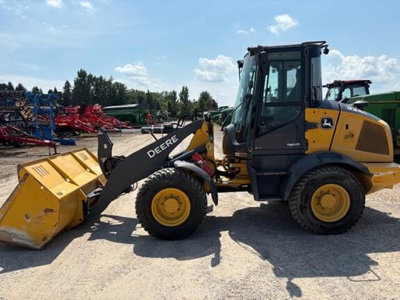 Image of John Deere 324L equipment image 2