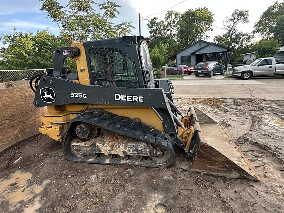 Image of John Deere 325G equipment image 4