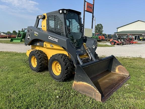 Image of John Deere 330G Primary image