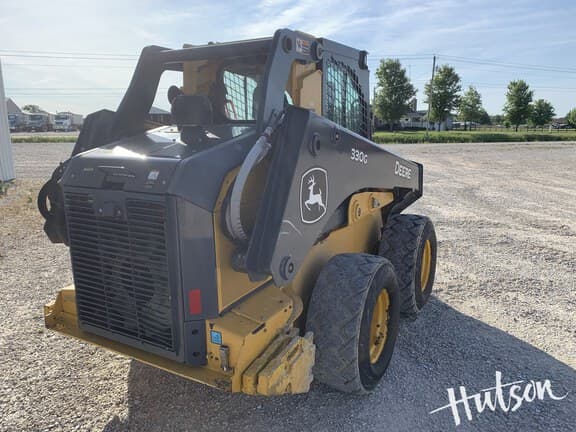 Image of John Deere 330G equipment image 3